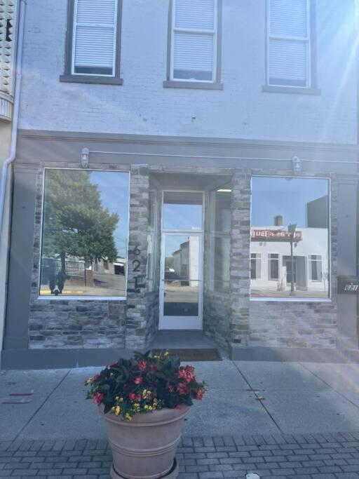 Breeze On Monmouth Apartment Newport Exterior photo